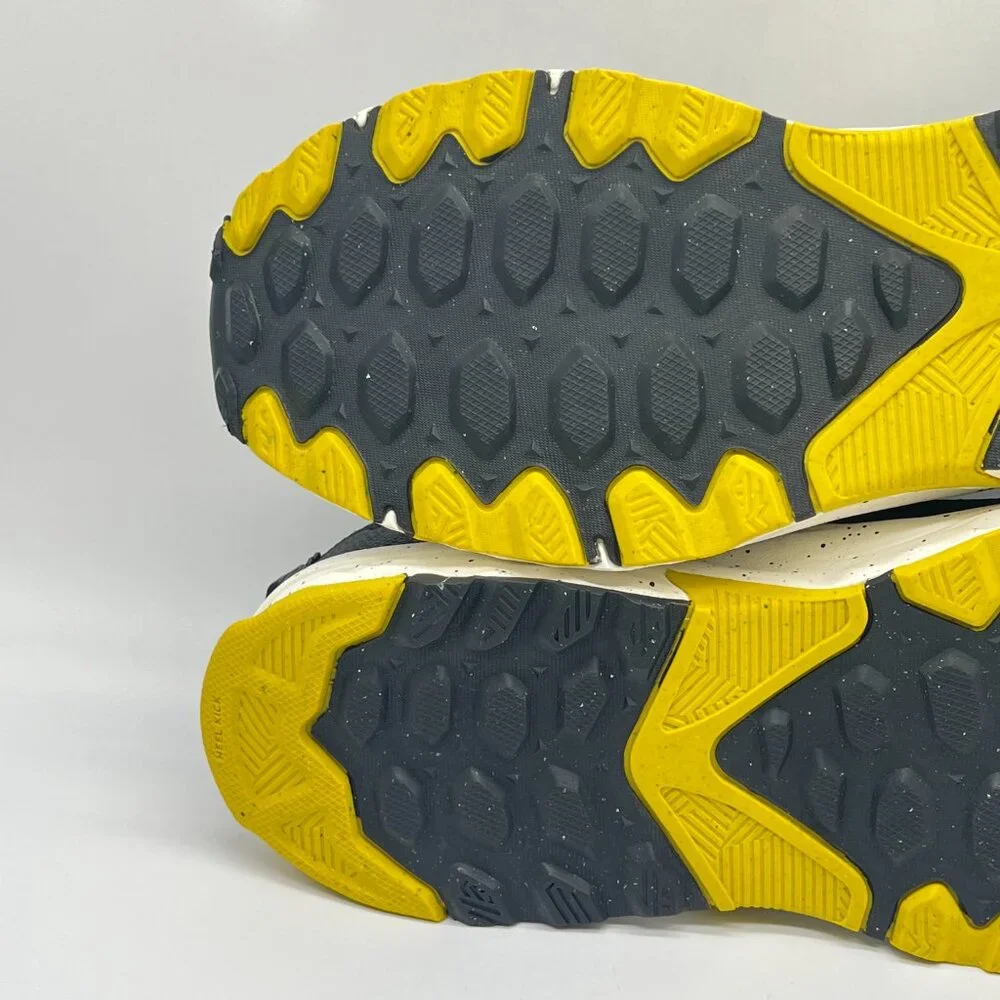 New Balance Mens‎ Size 11 MT510CL6 Black Yellow Sneakers Shoes